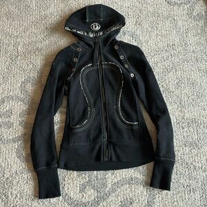 Lululemon Special Edition Scuba Hoodie with removable arms